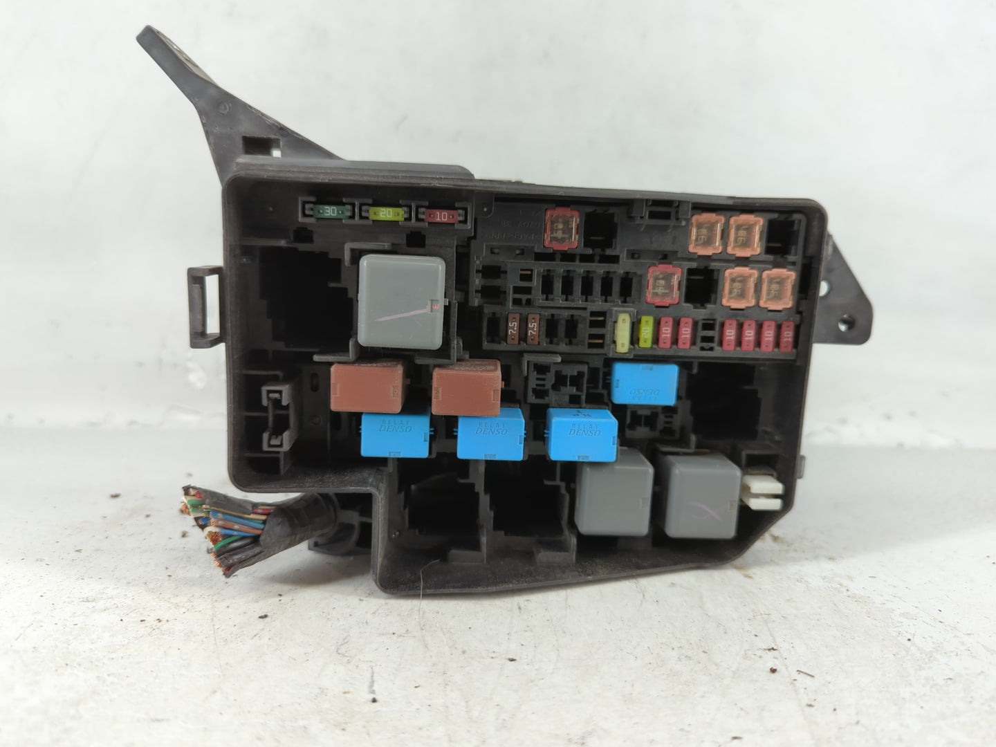 2010-2012 Toyota Rav4 Fusebox Fuse Box Panel Relay Module P/N:82662-0R031 Fits Fits 2010 2011 2012 OEM Used Auto Parts - Oem