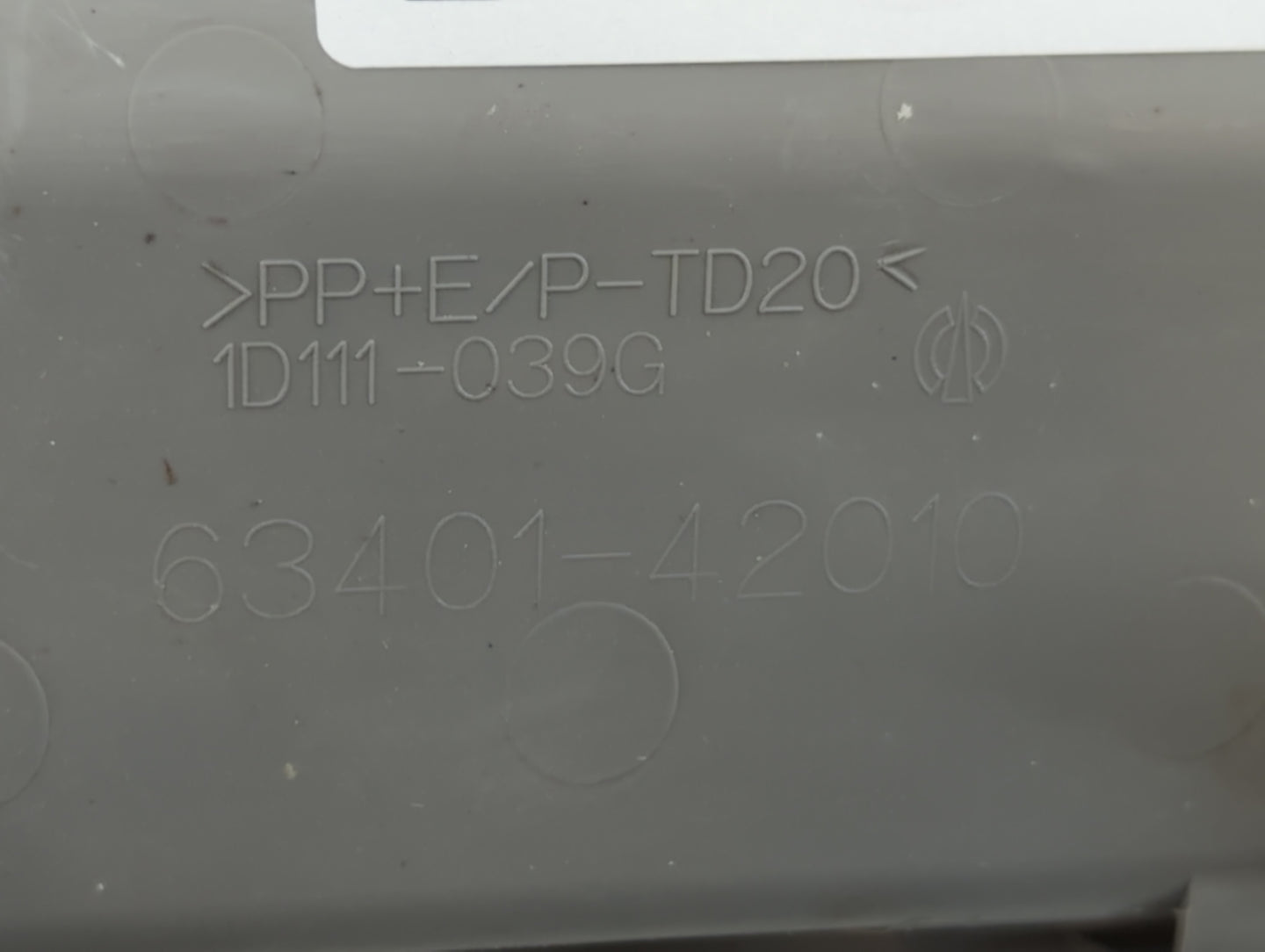 2012 Toyota Rav4 Overhead Roof Console - Oemusedautoparts1.com
