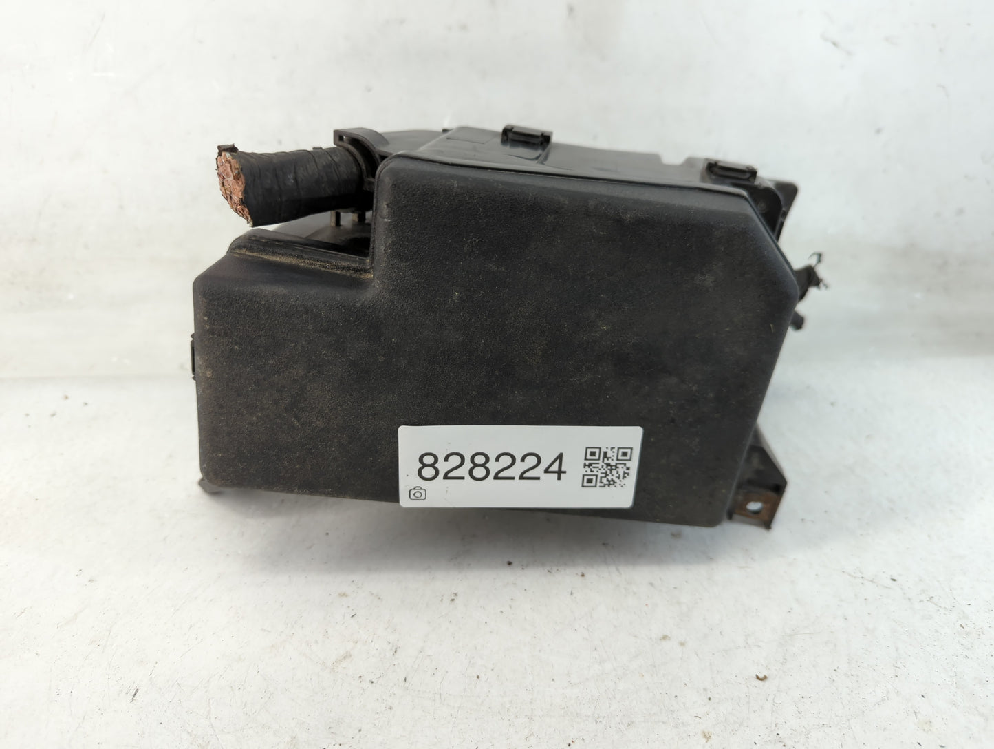 2006-2012 Toyota Rav4 Fusebox Fuse Box Panel Relay Module P/N:82662-0R010 Fits Fits 2006 2007 2008 2009 2010 2011 2012 OEM U
