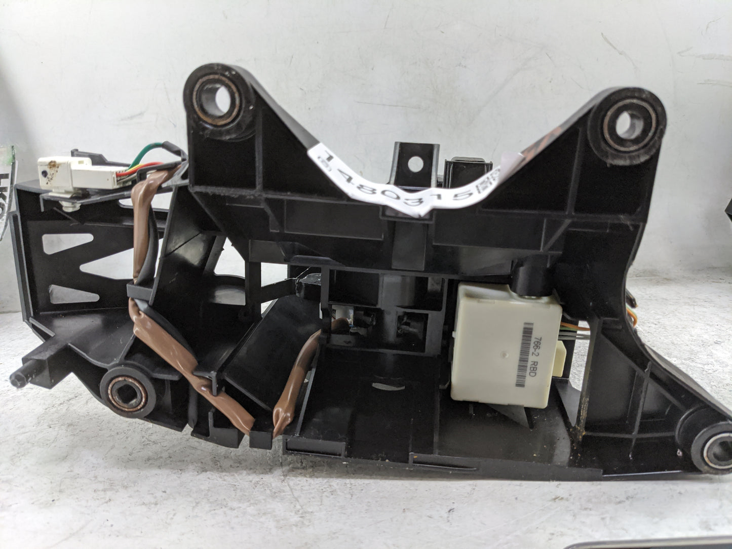 2012 Toyota Sequoia Floor Console Assembly Shifter - Oemusedautoparts1.com