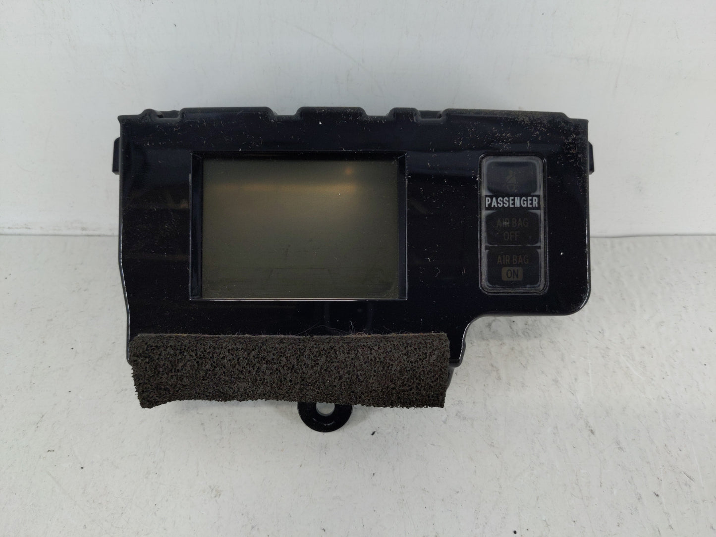 2011-2014 Toyota Sienna Information Display Screen - Oemusedautoparts1.com