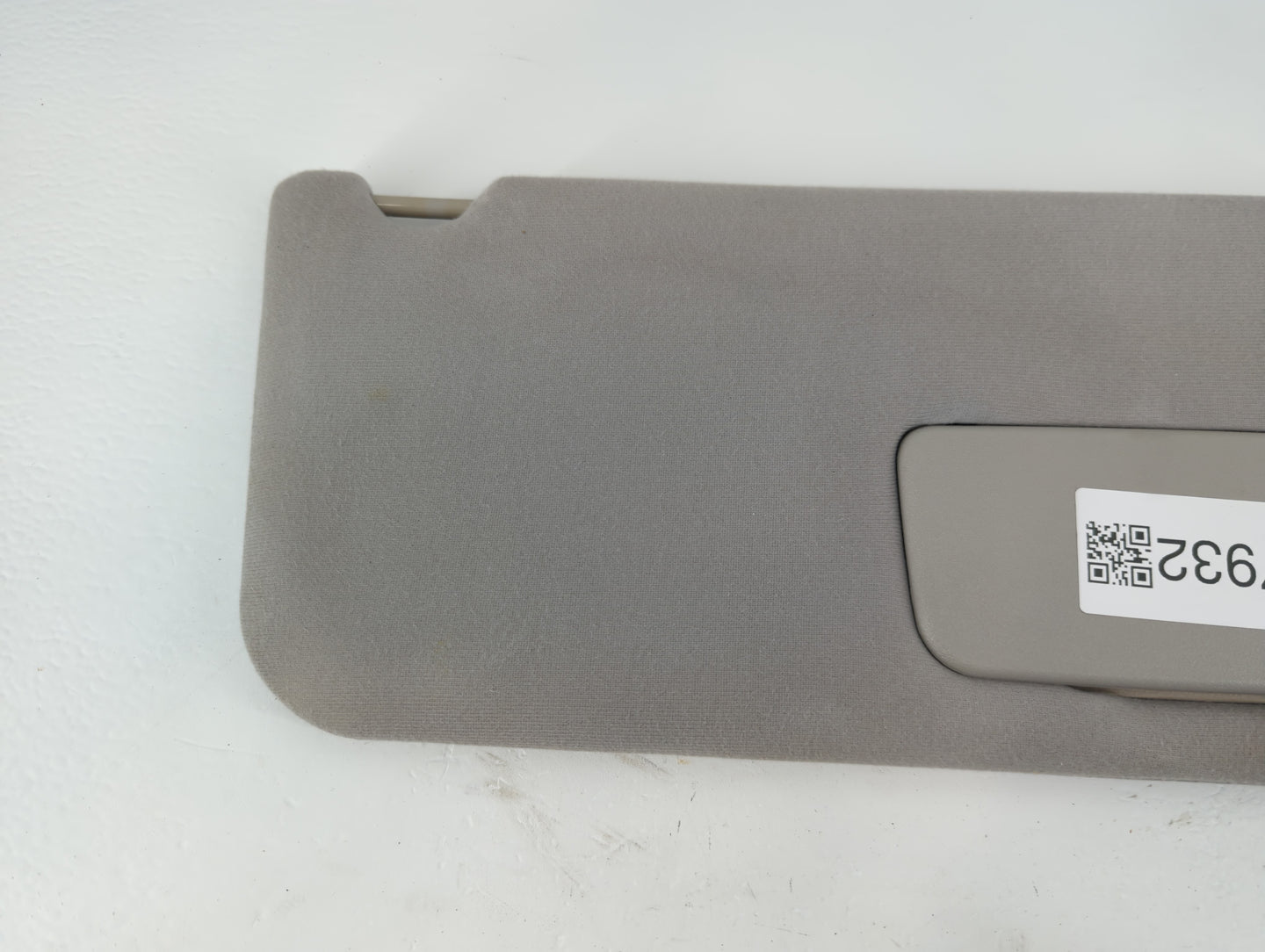 2011-2014 Toyota Sienna Sun Visor Shade Replacement Passenger Right Mirror Fits Fits 2011 2012 2013 2014 OEM Used Auto Parts