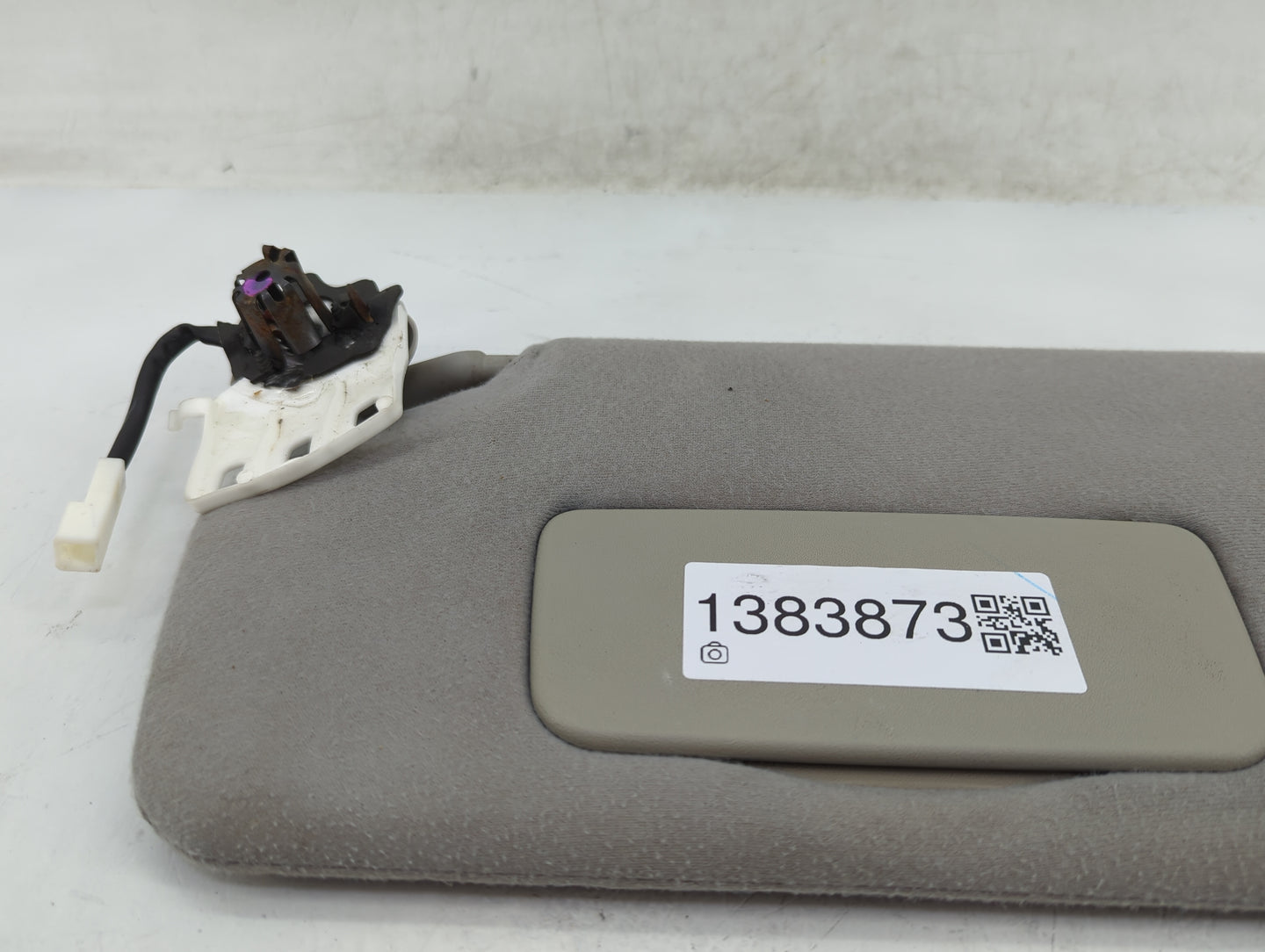 2011-2014 Toyota Sienna Sun Visor Shade Replacement Passenger Right Mirror Fits Fits 2011 2012 2013 2014 OEM Used Auto Parts
