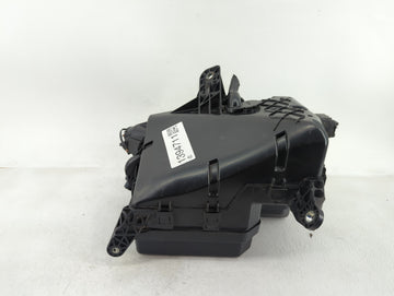 2011-2016 Toyota Sienna Fusebox Fuse Box Panel Relay Module Fits Fits 2011 2012 2013 2014 2015 2016 OEM Used Auto Parts - Oe
