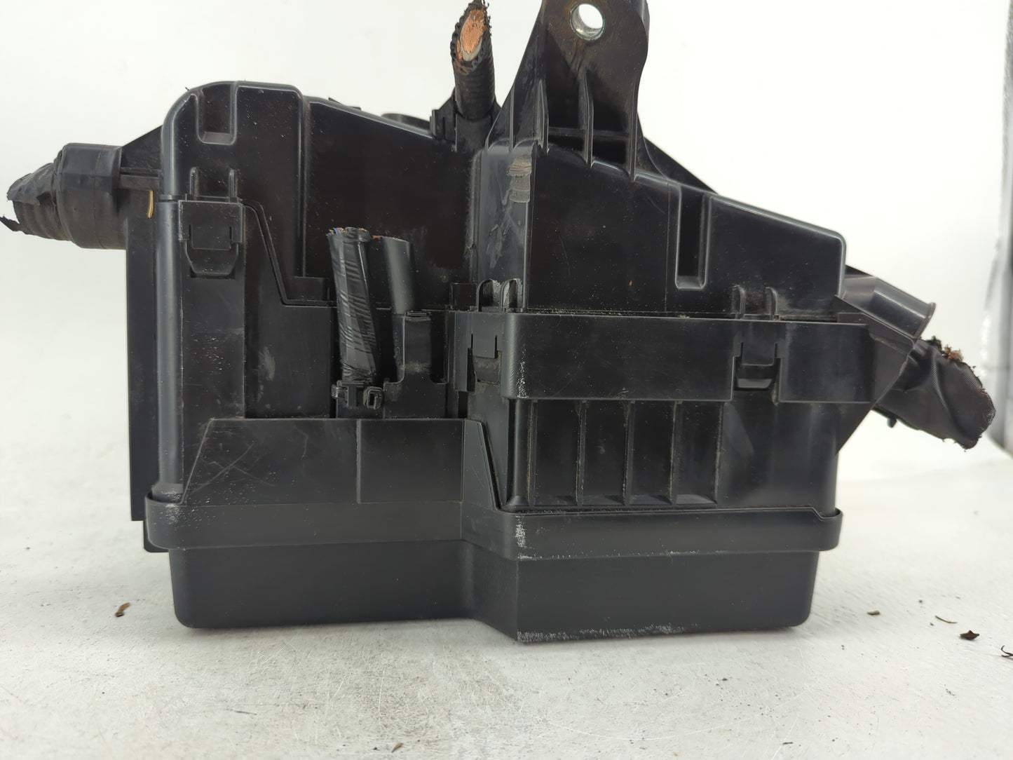 2011-2016 Toyota Sienna Fusebox Fuse Box Panel Relay Module Fits Fits 2011 2012 2013 2014 2015 2016 OEM Used Auto Parts - Oe