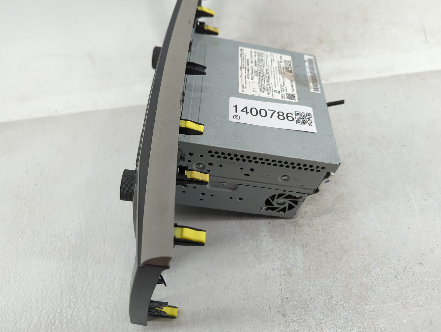 2011-2014 Toyota Sienna Radio AM FM Cd Player Receiver Replacement P/N:86120-08270 Fits Fits 2011 2012 2013 2014 OEM Used Au
