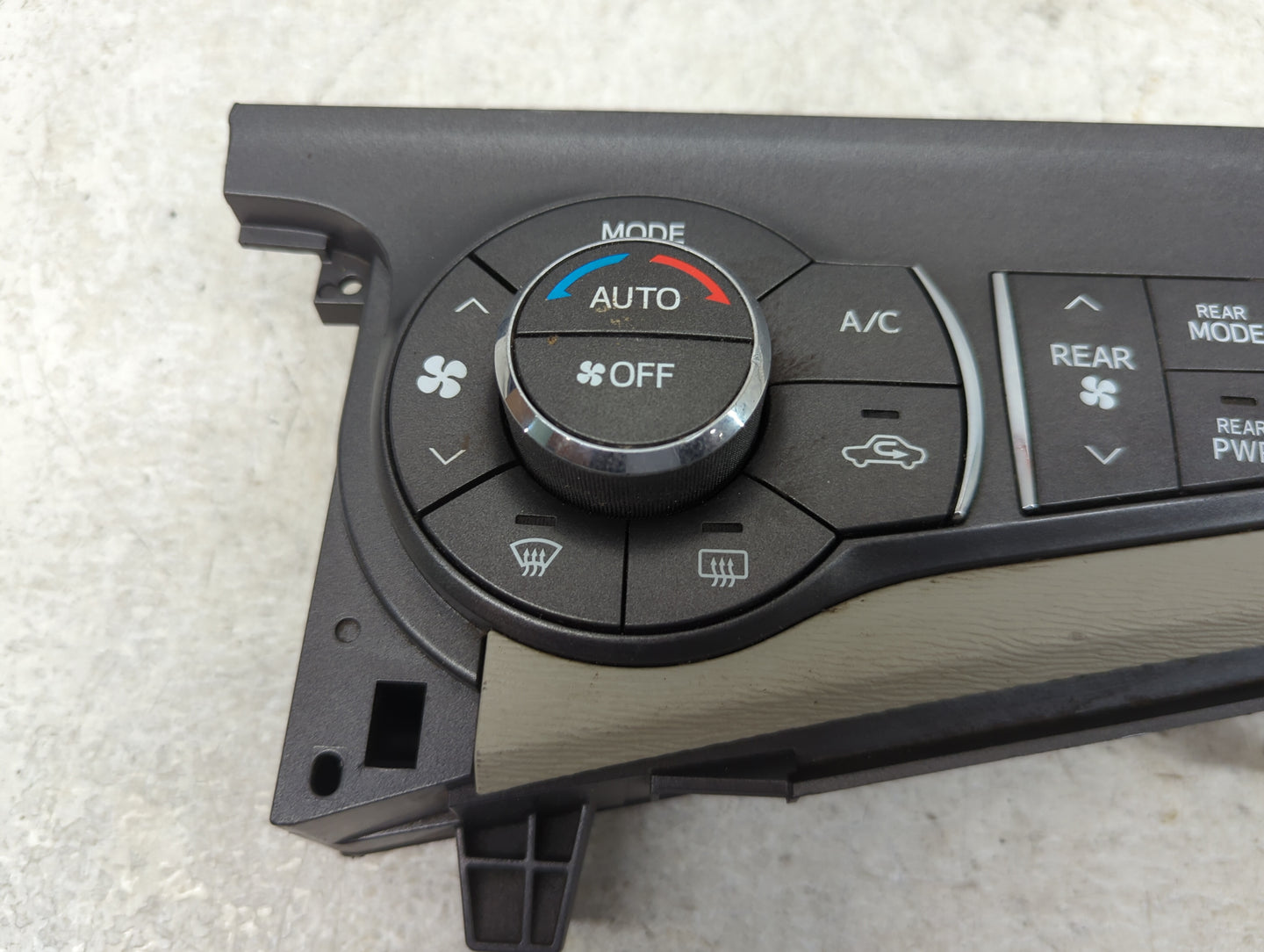 2011-2014 Toyota Sienna Climate Control Module Temperature AC/Heater Replacement P/N:SW28255HAC137 Fits Fits 2011 2012 2013 
