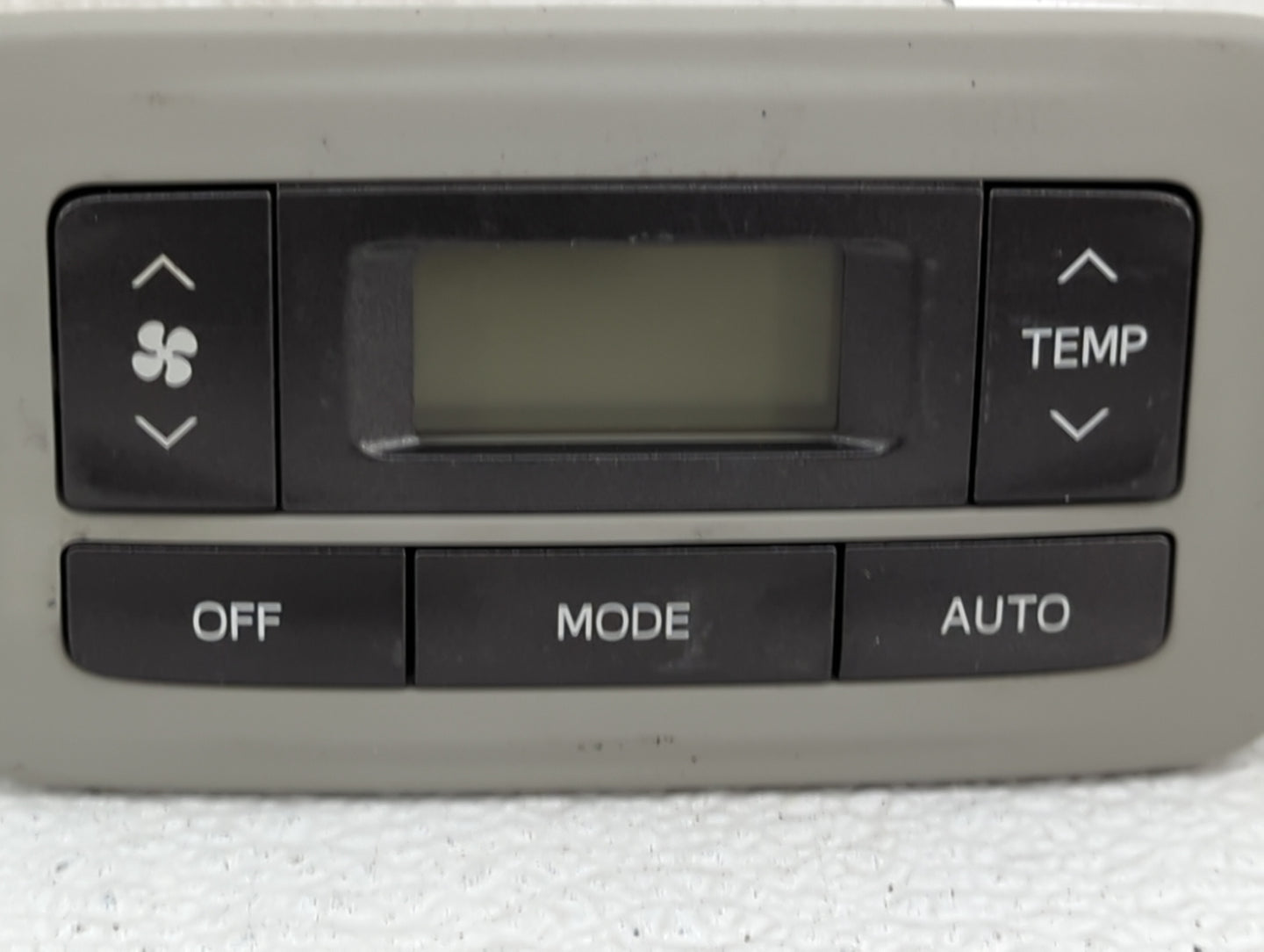 2011-2014 Toyota Sienna Climate Control Module Temperature AC/Heater Replacement P/N:75D875 Fits Fits 2011 2012 2013 2014 OE