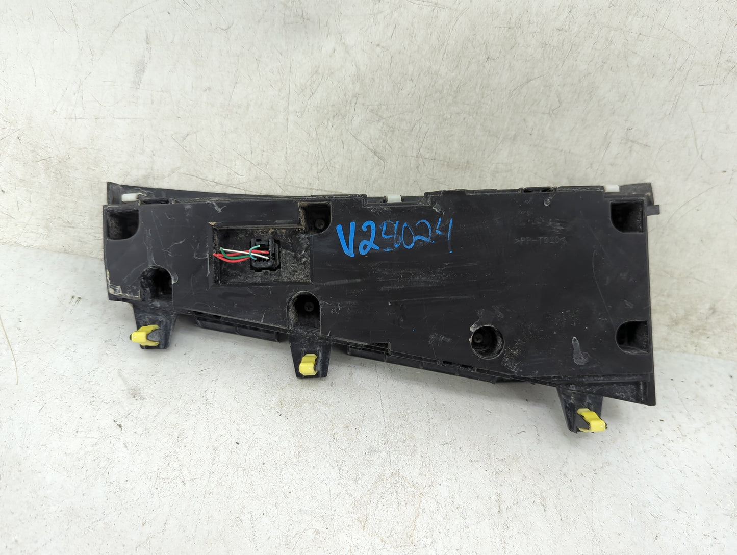 2011-2014 Toyota Sienna Climate Control Module Temperature AC/Heater Replacement P/N:55900-08150-B0 MX237000-2954 Fits OEM U