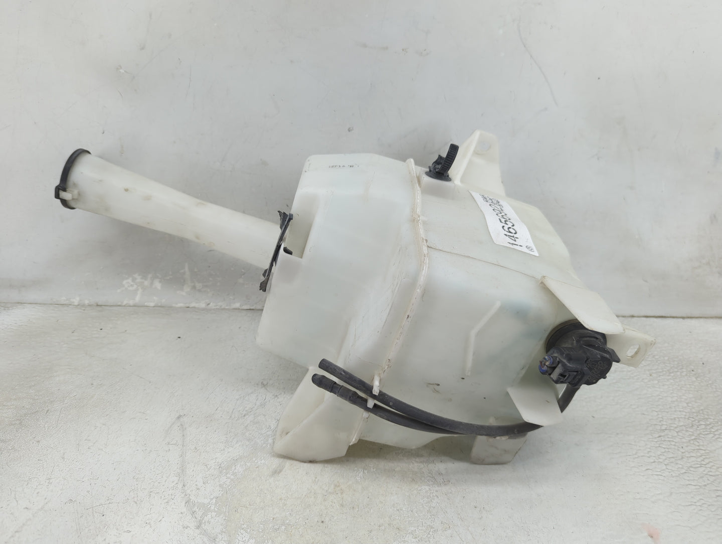 2004-2020 Toyota Sienna Windshield Washer Fluid Reservoir Bottle Oem 1465692 - Oemusedautoparts1.com