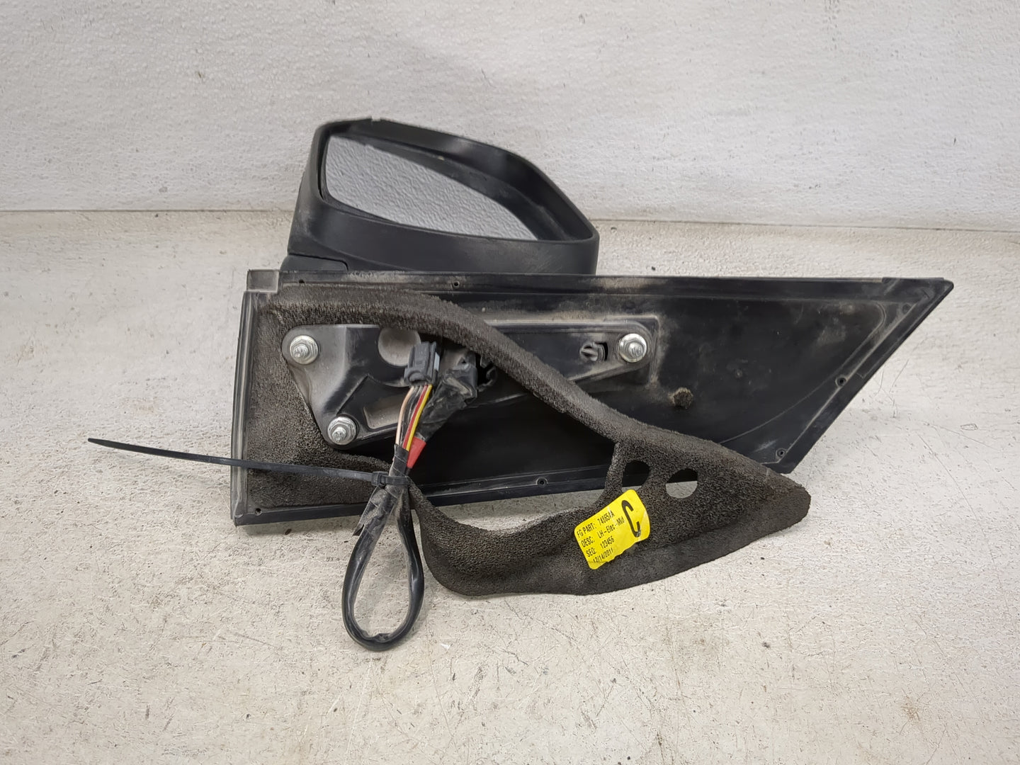 2012 Toyota Sienna Driver Side View Mirror - Left Door Mirror OEM Used - Oemusedautoparts1.com