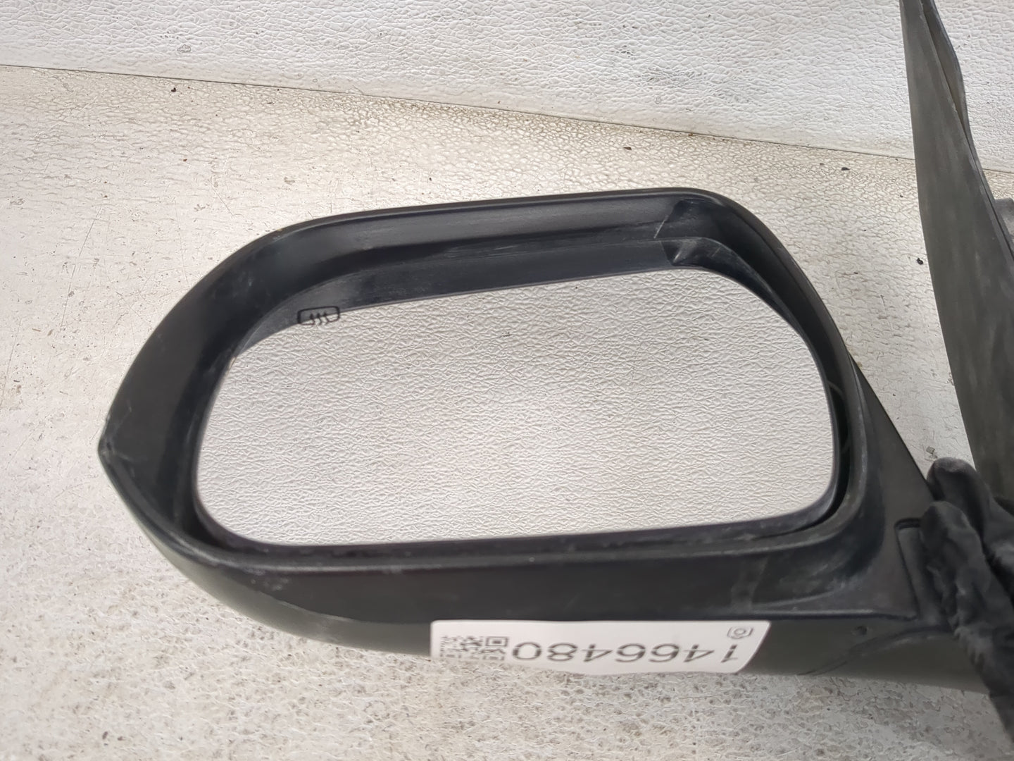 2012 Toyota Sienna Driver Side View Mirror - Left Door Mirror OEM Used - Oemusedautoparts1.com