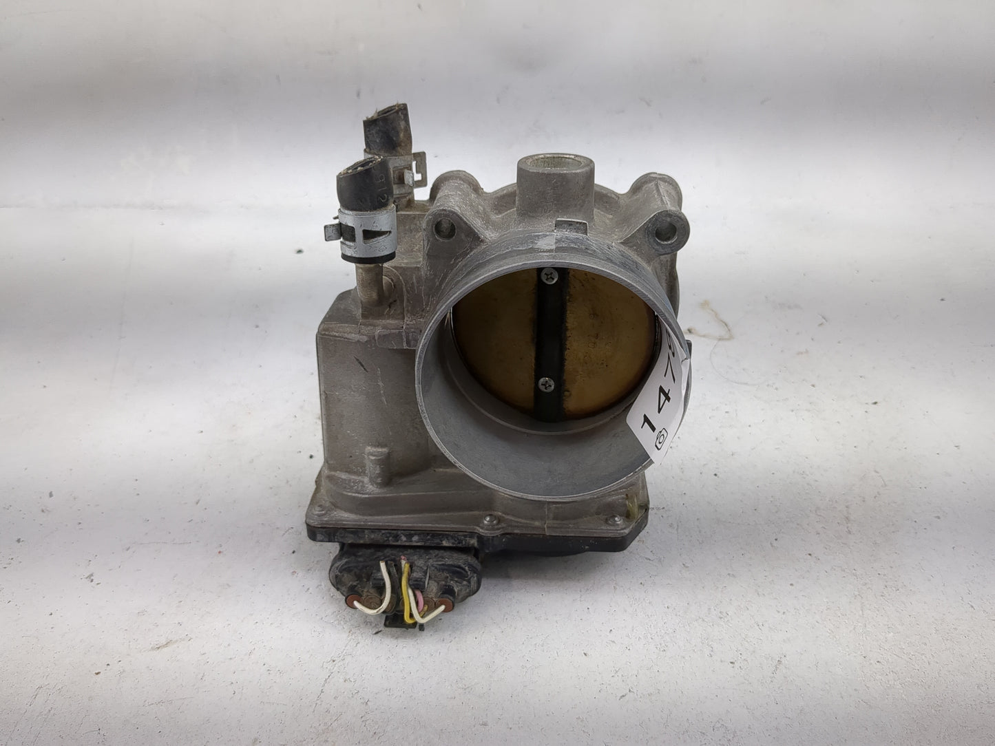 2007-2016 Toyota Sienna Throttle Body P/N:22030-0P050 Fits OEM Used Auto Parts - Oemusedautoparts1.com