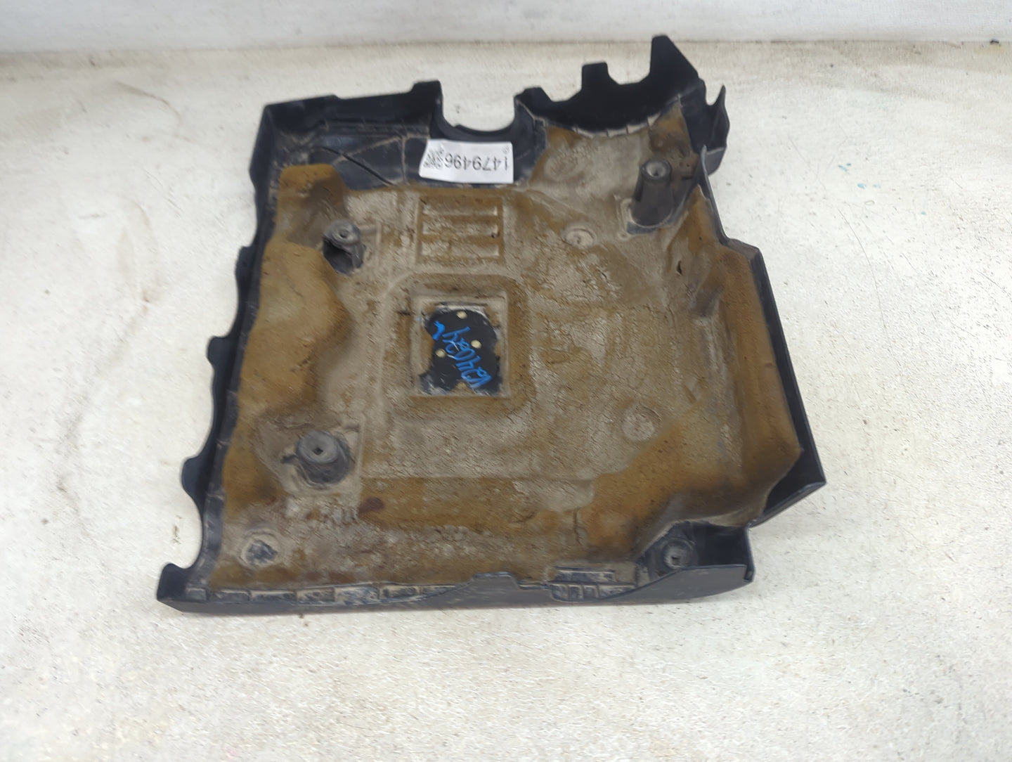2012 Toyota Sienna Engine Cover Black - Oemusedautoparts1.com