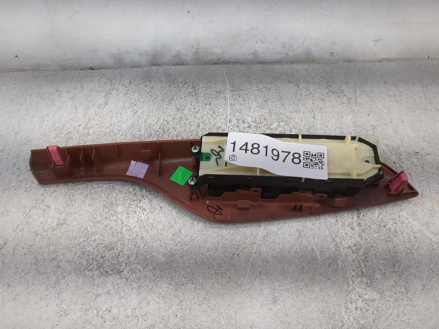 2011-2014 Toyota Sienna Master Power Window Switch Replacement Driver Side Left P/N:74240-08010 74240-08020 Fits OEM Used Au