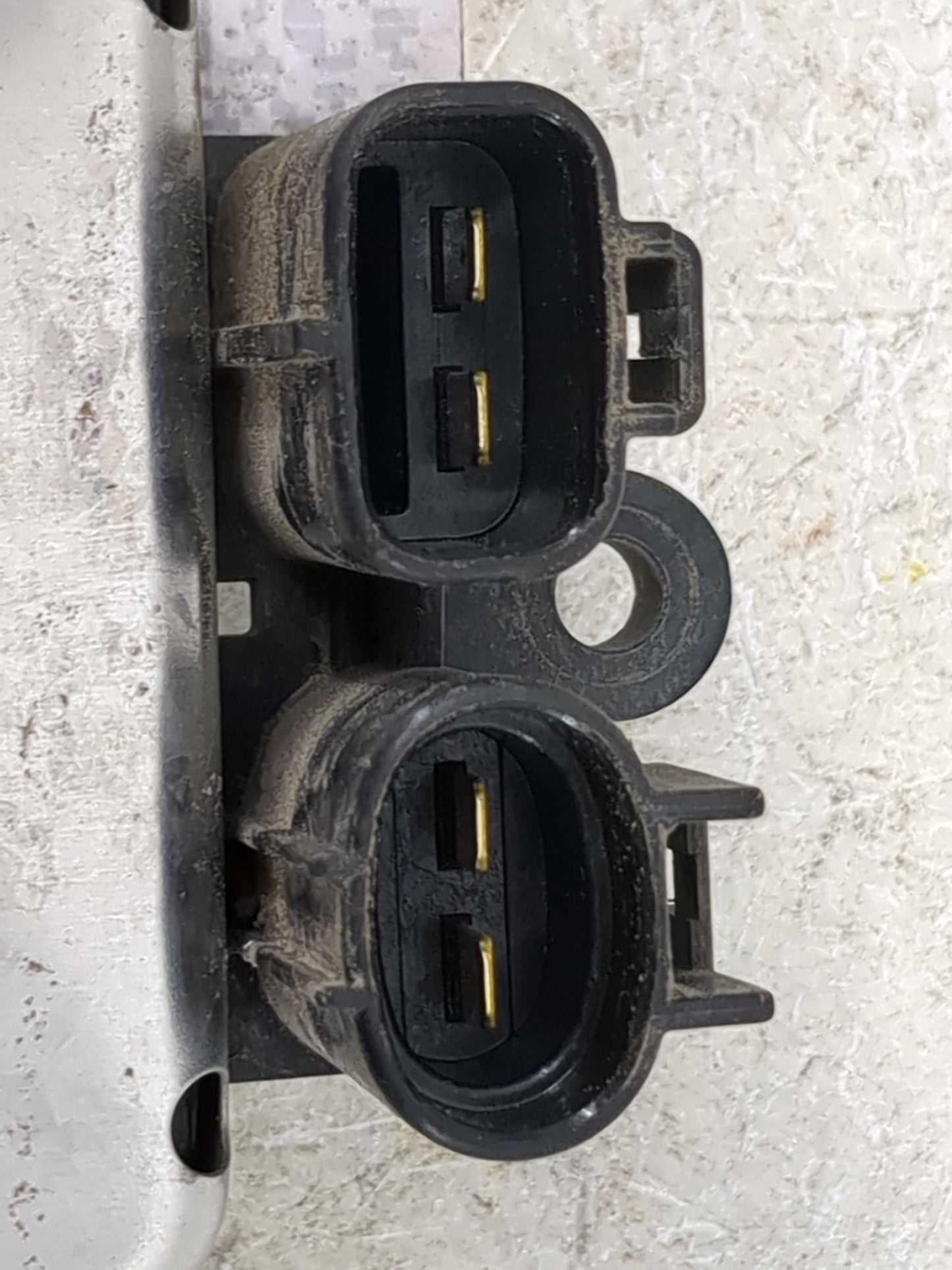 2012 Toyota Sienna Electric Radiator Cooling Fan Motor Assembly P/N:89257-30080 499300-3310 Fits OEM Used Auto Parts - Oemus