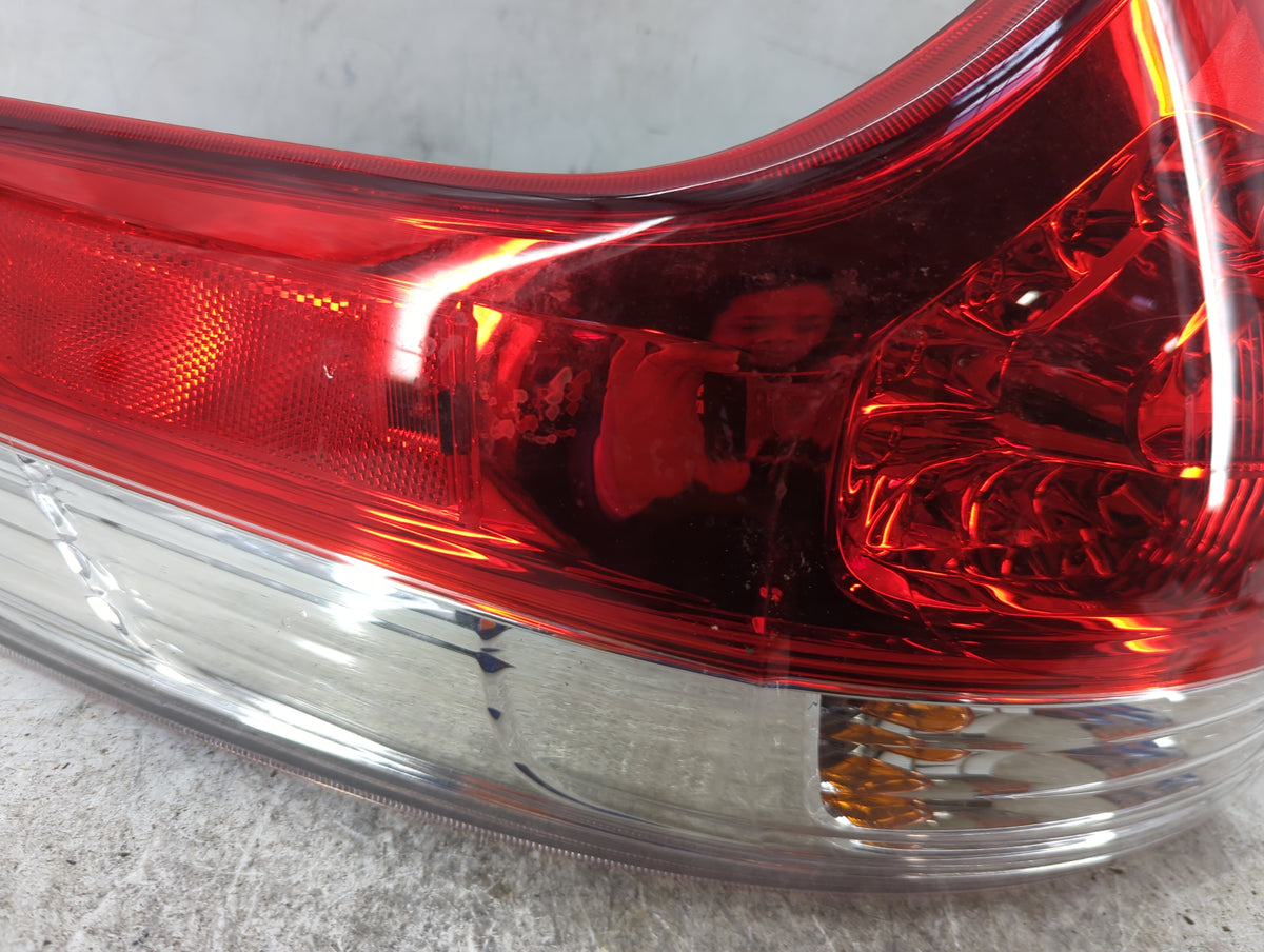 2011-2014 Toyota Sienna Tail Light Assembly Driver Left OEM P/N:TY 945 880-01 Fits Fits 2011 2012 2013 2014 OEM Used Auto Pa