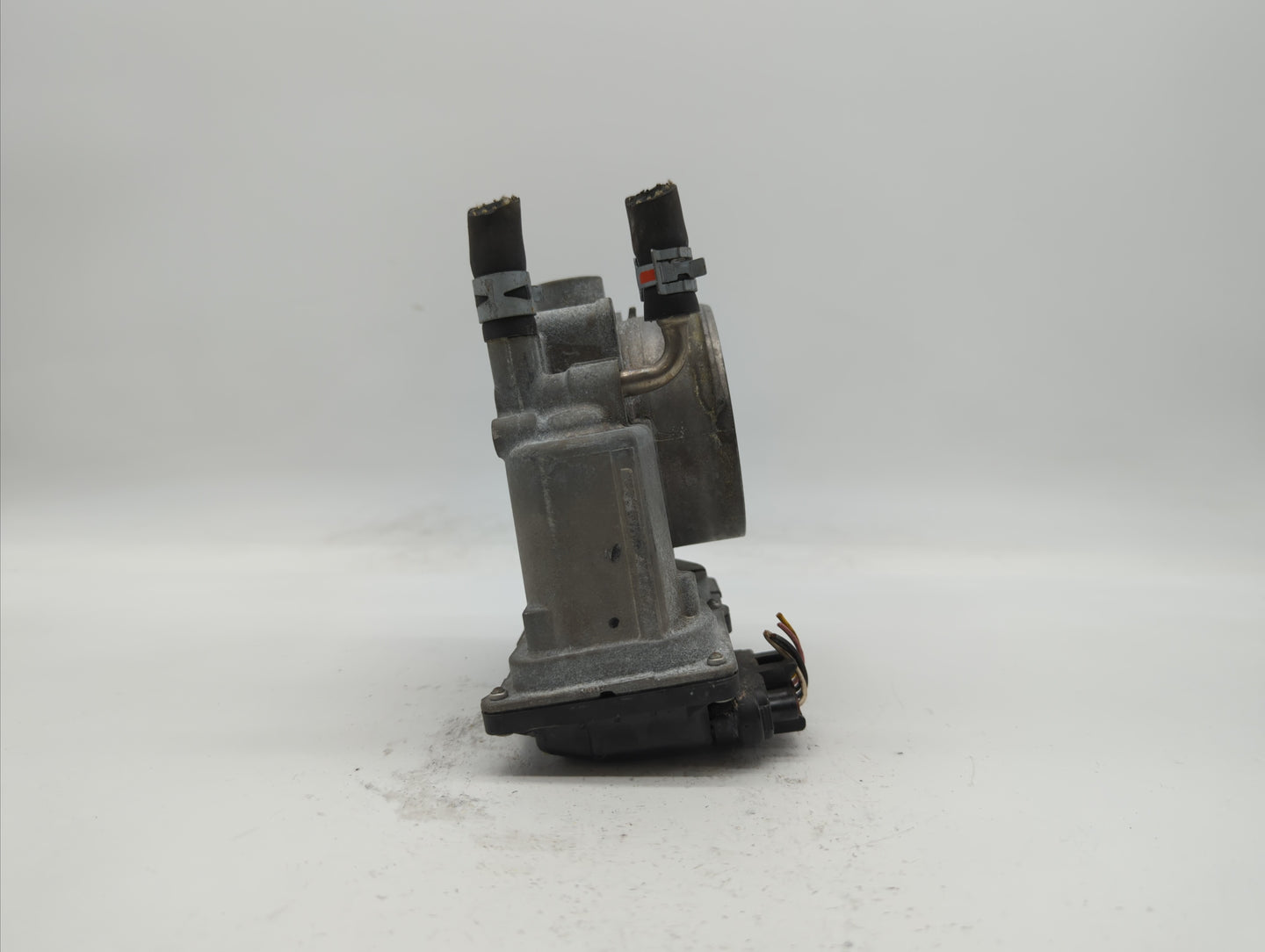 2007-2016 Toyota Sienna Throttle Body P/N:22030-0P050 22030-31030 Fits OEM Used Auto Parts - Oemusedautoparts1.com