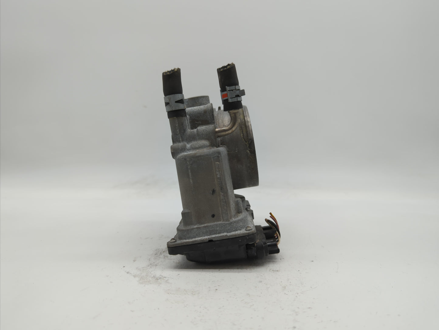 2007-2016 Toyota Sienna Throttle Body P/N:22030-0P050 22030-31030 Fits OEM Used Auto Parts - Oemusedautoparts1.com