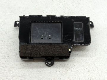 2011-2014 Toyota Sienna Information Display Screen - Oemusedautoparts1.com