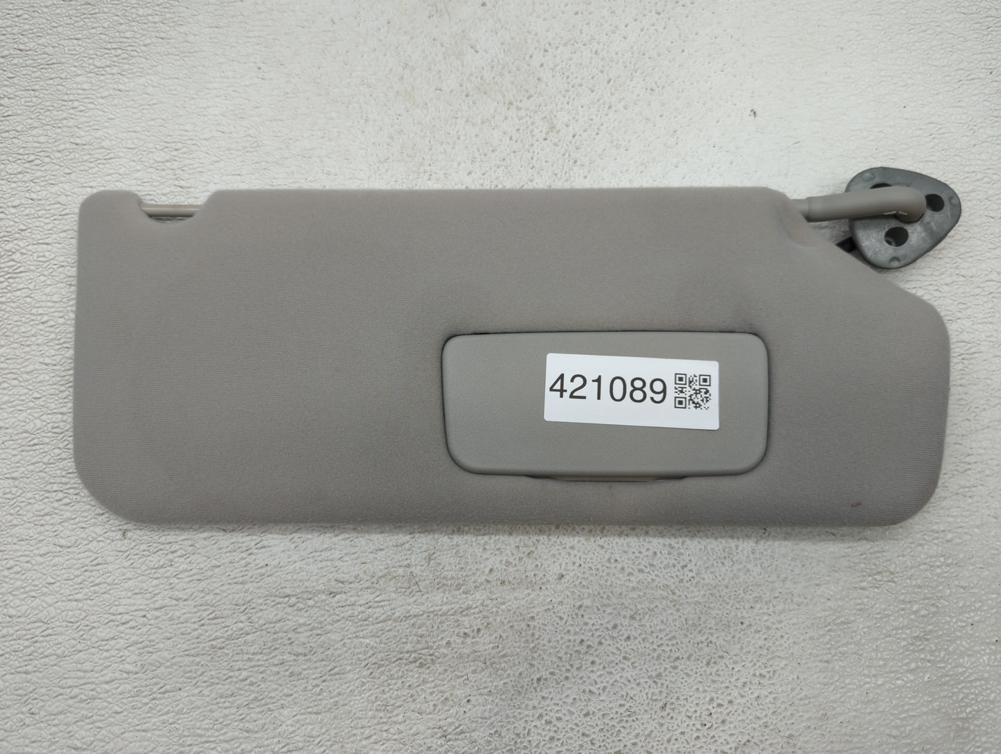 2011-2014 Toyota Sienna Sun Visor Shade Replacement Passenger Right Mirror Fits Fits 2011 2012 2013 2014 OEM Used Auto Parts