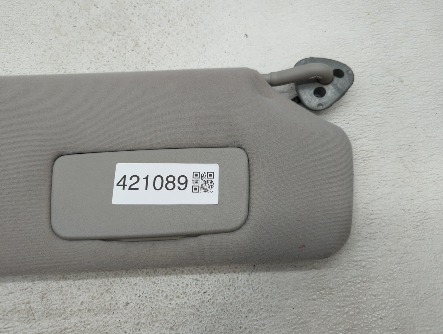 2011-2014 Toyota Sienna Sun Visor Shade Replacement Passenger Right Mirror Fits Fits 2011 2012 2013 2014 OEM Used Auto Parts