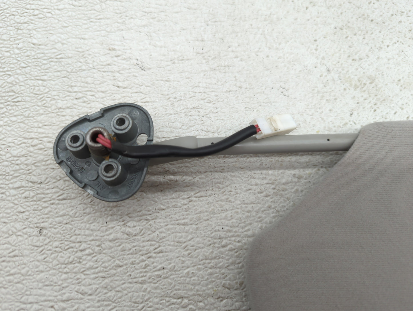 2011-2014 Toyota Sienna Sun Visor Shade Replacement Passenger Right Mirror Fits Fits 2011 2012 2013 2014 OEM Used Auto Parts