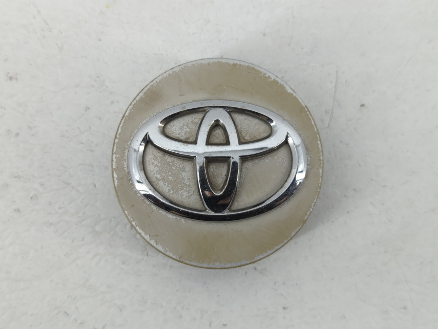 2012 Toyota Sienna Rim Wheel Center Cap - Oemusedautoparts1.com