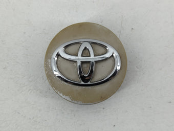 compare product 2012 Toyota Sienna Rim Wheel Center Cap 462260