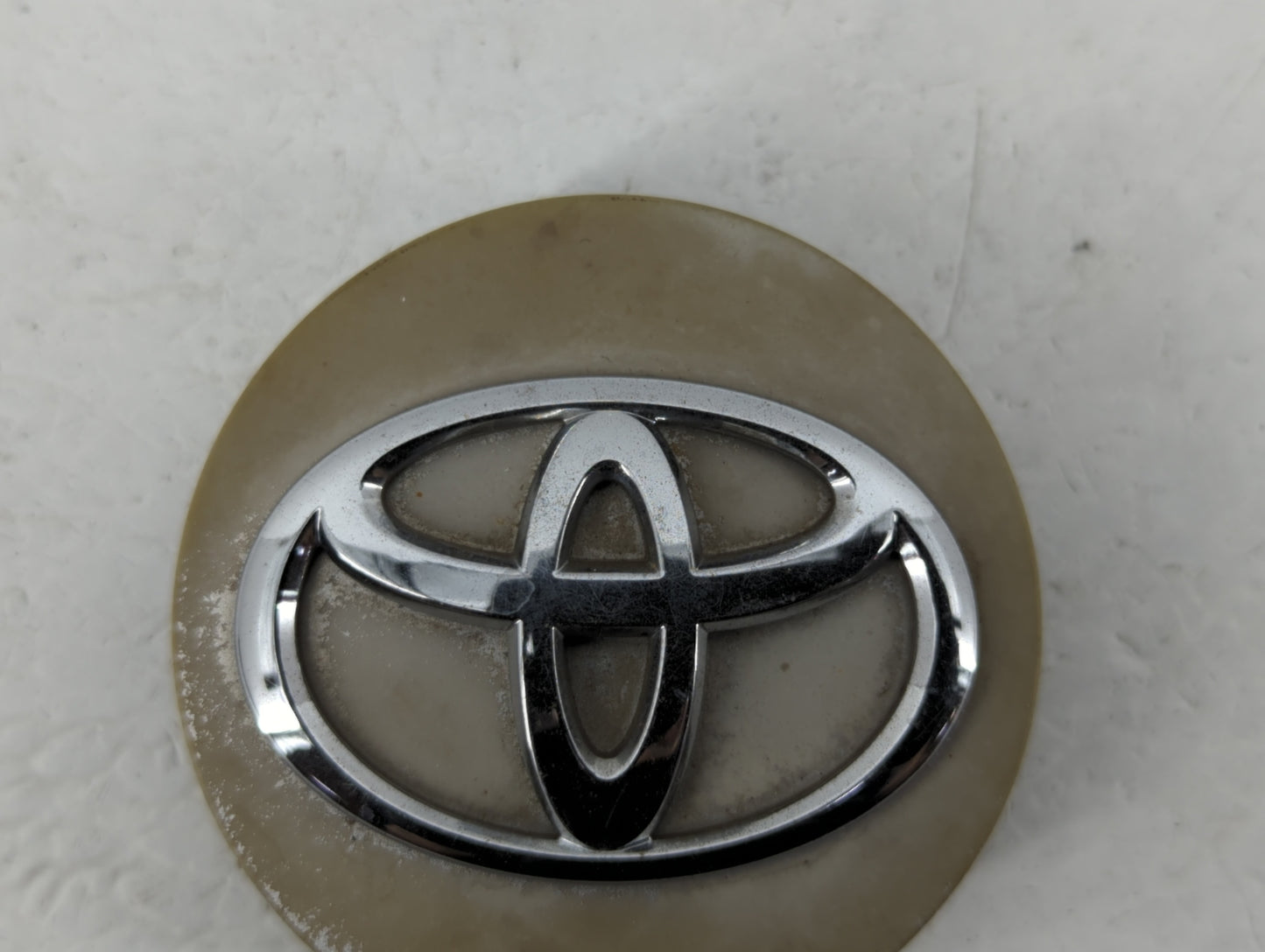 2012 Toyota Sienna Rim Wheel Center Cap 462260 - Oemusedautoparts1.com