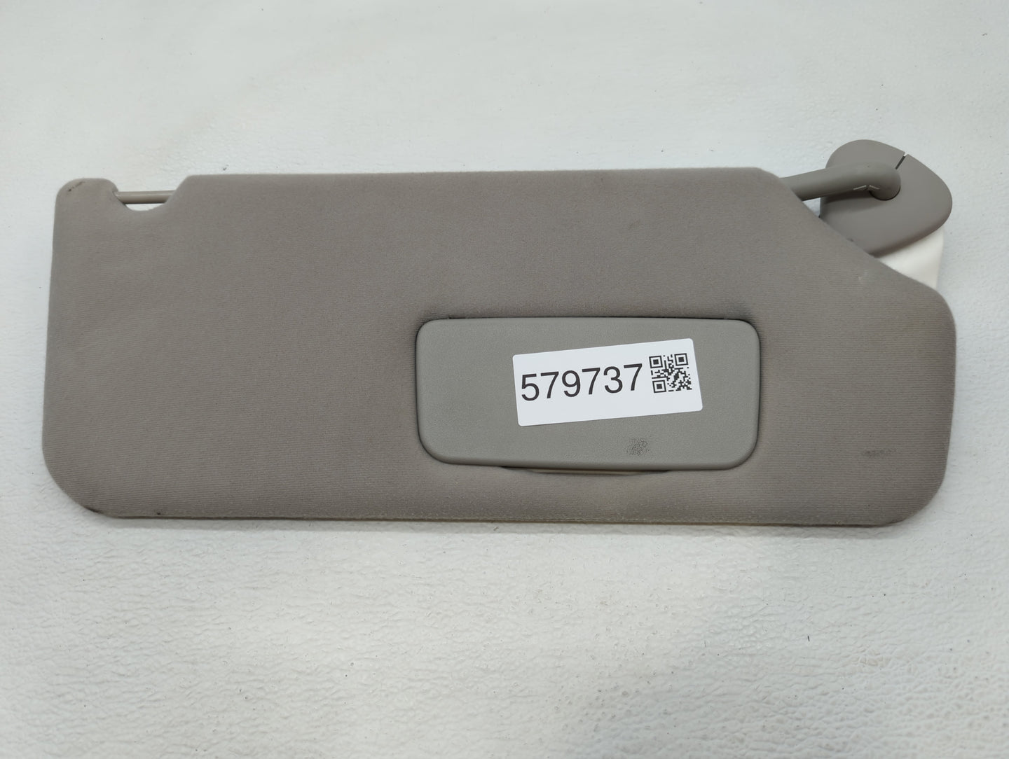 2011-2014 Toyota Sienna Sun Visor Shade Replacement Passenger Right Mirror Fits Fits 2011 2012 2013 2014 OEM Used Auto Parts