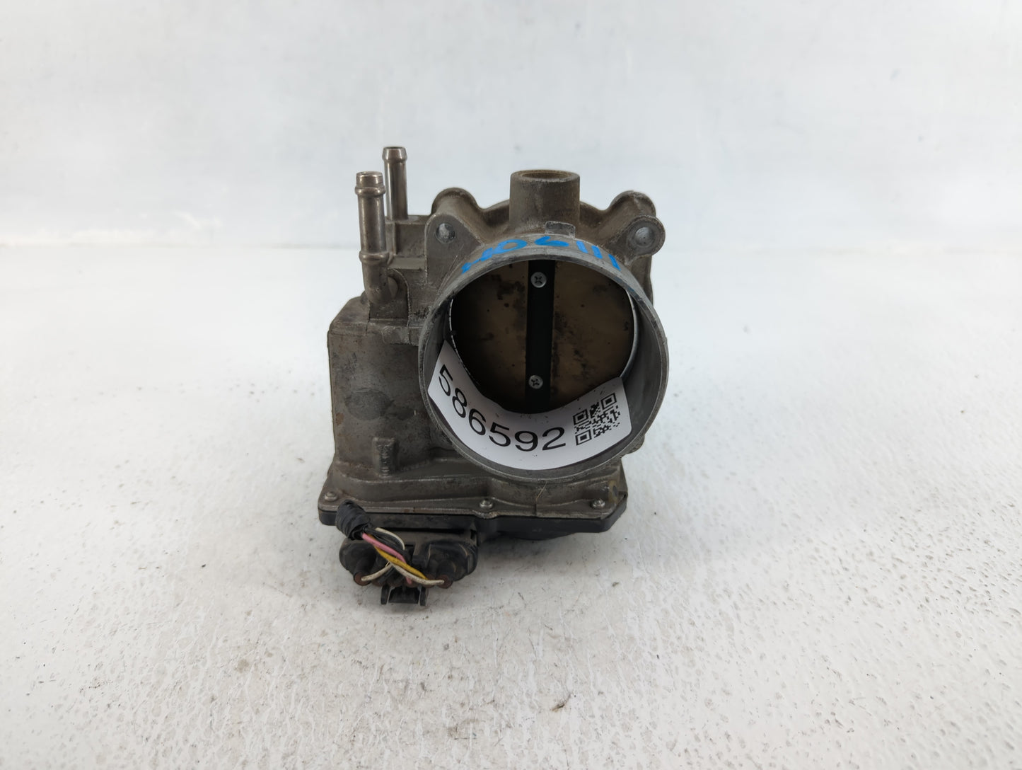 2007-2016 Toyota Sienna Throttle Body P/N:22030-0P050 Fits OEM Used Auto Parts - Oemusedautoparts1.com