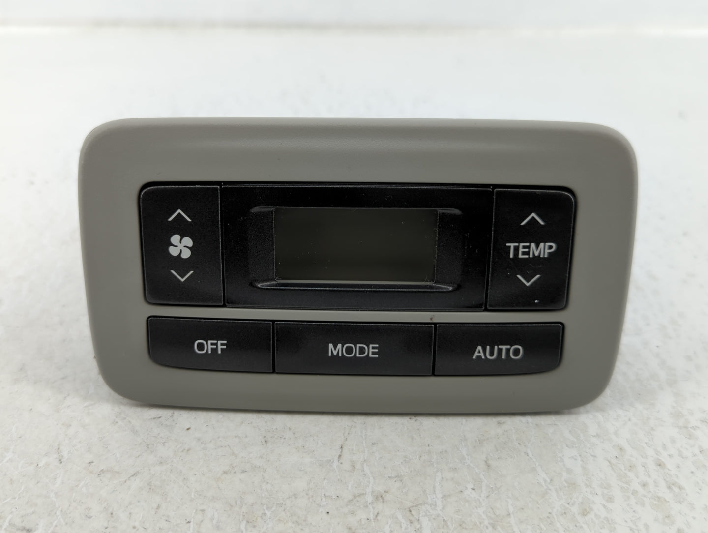2011-2014 Toyota Sienna Climate Control Module Temperature AC/Heater Replacement P/N:75D875 Fits Fits 2011 2012 2013 2014 OE