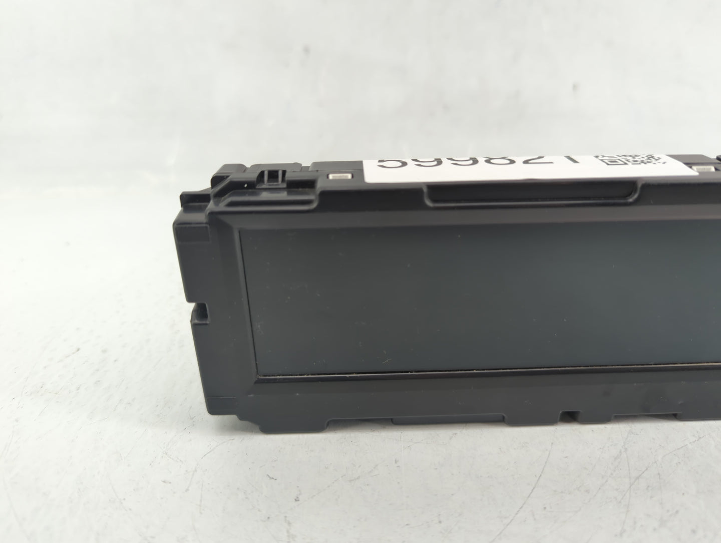 2011-2014 Toyota Sienna Information Display Screen - Oemusedautoparts1.com