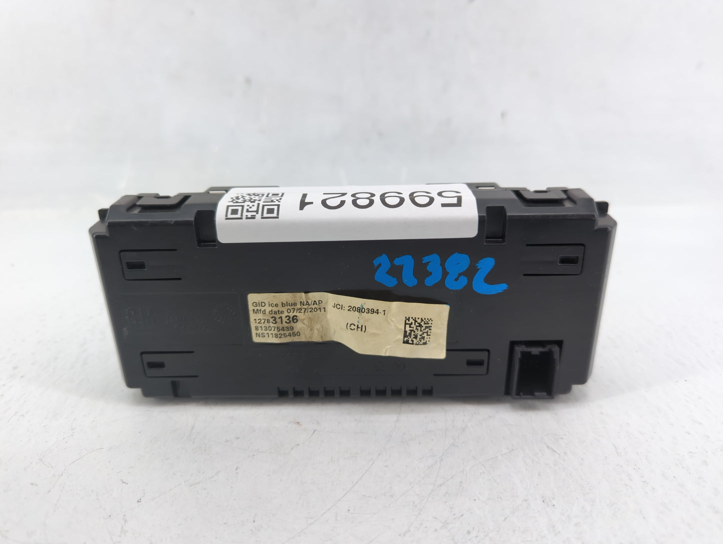2011-2014 Toyota Sienna Information Display Screen - Oemusedautoparts1.com