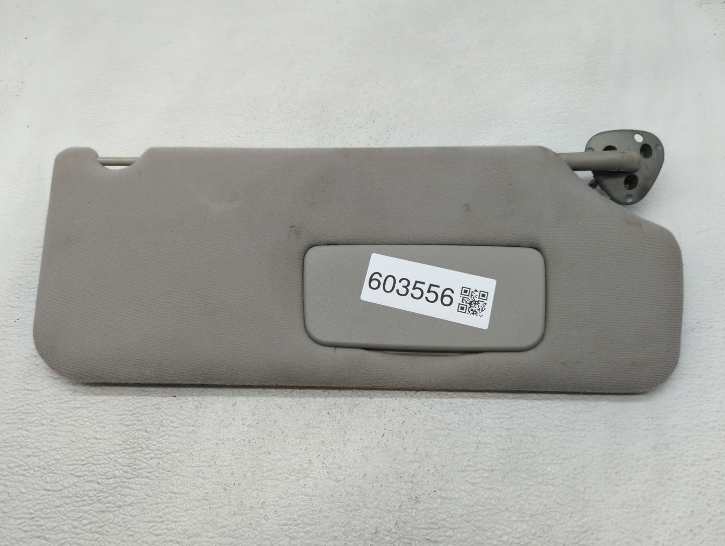 2011-2014 Toyota Sienna Sun Visor Shade Replacement Driver Left Mirror Fits Fits 2011 2012 2013 2014 OEM Used Auto Parts - O