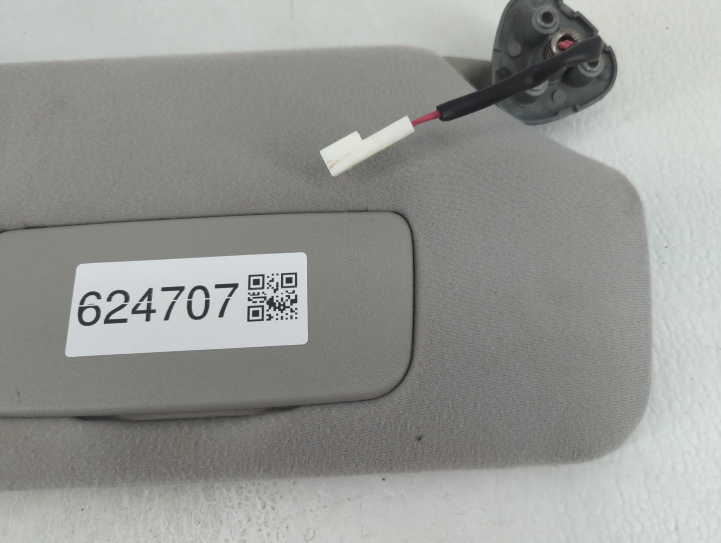 2011-2014 Toyota Sienna Sun Visor Shade Replacement Passenger Right Mirror Fits Fits 2011 2012 2013 2014 OEM Used Auto Parts