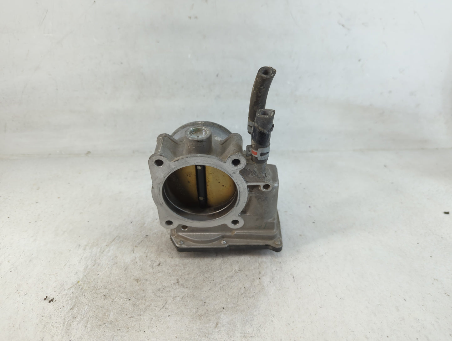 2007-2016 Toyota Sienna Throttle Body P/N:22030-0P050 Fits OEM Used Auto Parts - Oemusedautoparts1.com
