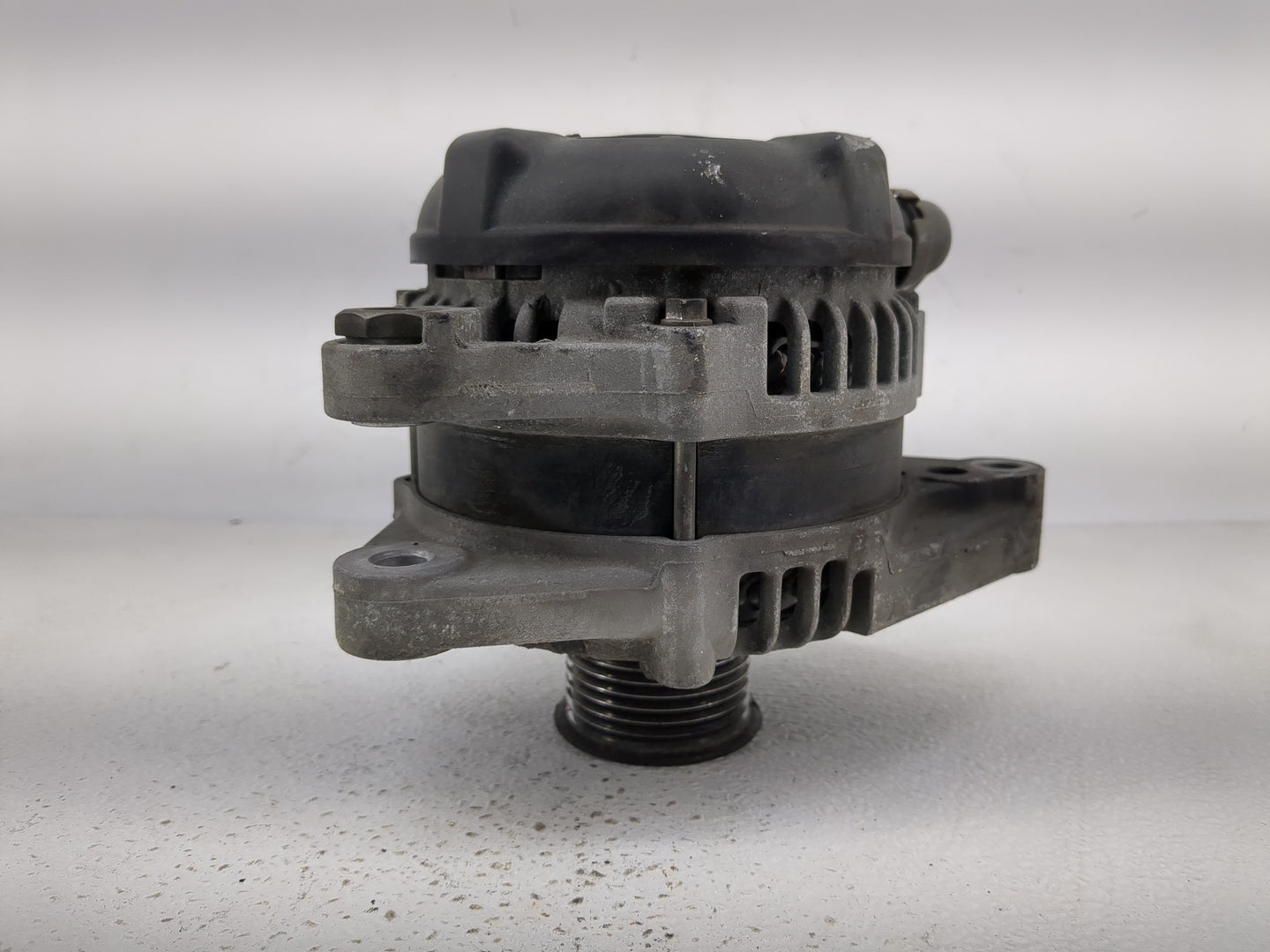 2005-2015 Toyota Tacoma Alternator Replacement Generator Charging Assembly Engine OEM P/N:27060-0P030 Fits OEM Used Auto Par