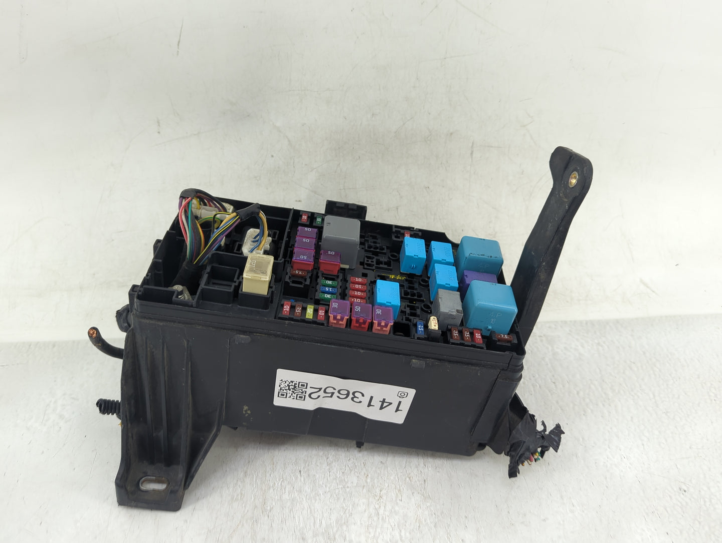 2012-2013 Toyota Tacoma Fusebox Fuse Box Panel Relay Module Fits Fits 2012 2013 OEM Used Auto Parts - Oemusedautoparts1.com