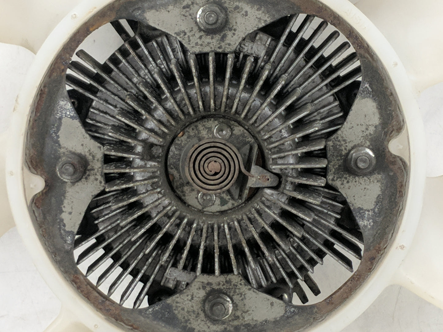 1995-2022 Toyota Tacoma Radiator Cooling Fan Clutch 1483839 - Oemusedautoparts1.com