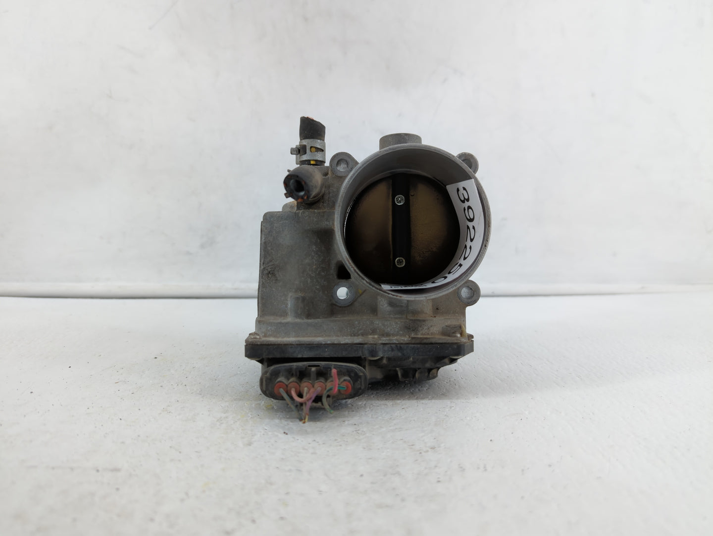 2005-2015 Toyota Tacoma Throttle Body P/N:22030-0P010 22030-31010 Fits OEM Used Auto Parts - Oemusedautoparts1.com