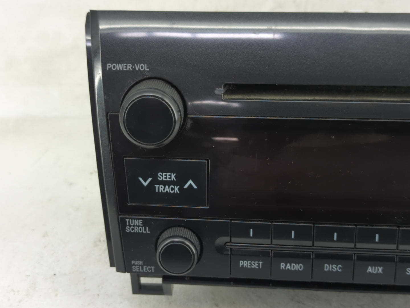 2010-2013 Toyota Tundra Radio AM FM Cd Player Receiver Replacement P/N:86120-0C290 Fits Fits 2010 2011 2012 2013 OEM Used Au