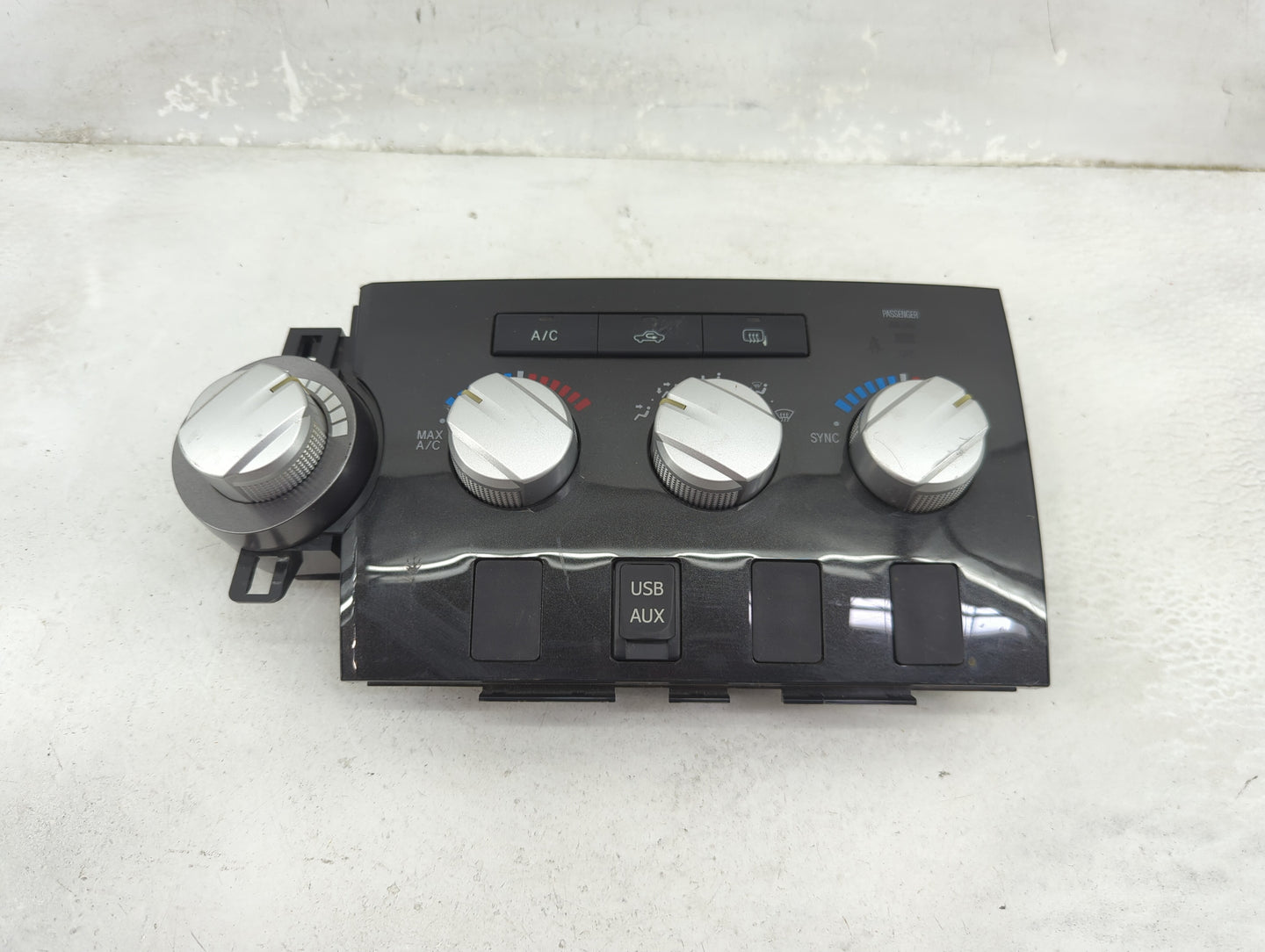 2010-2013 Toyota Tundra Climate Control Module Temperature AC/Heater Replacement P/N:84010-0CC80 MX237000-2843 Fits OEM Used