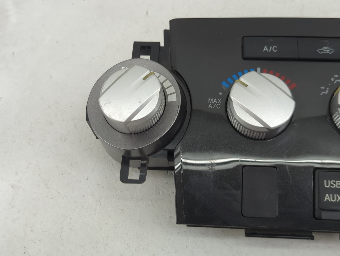 2010-2013 Toyota Tundra Climate Control Module Temperature AC/Heater Replacement P/N:84010-0CC80 MX237000-2843 Fits OEM Used
