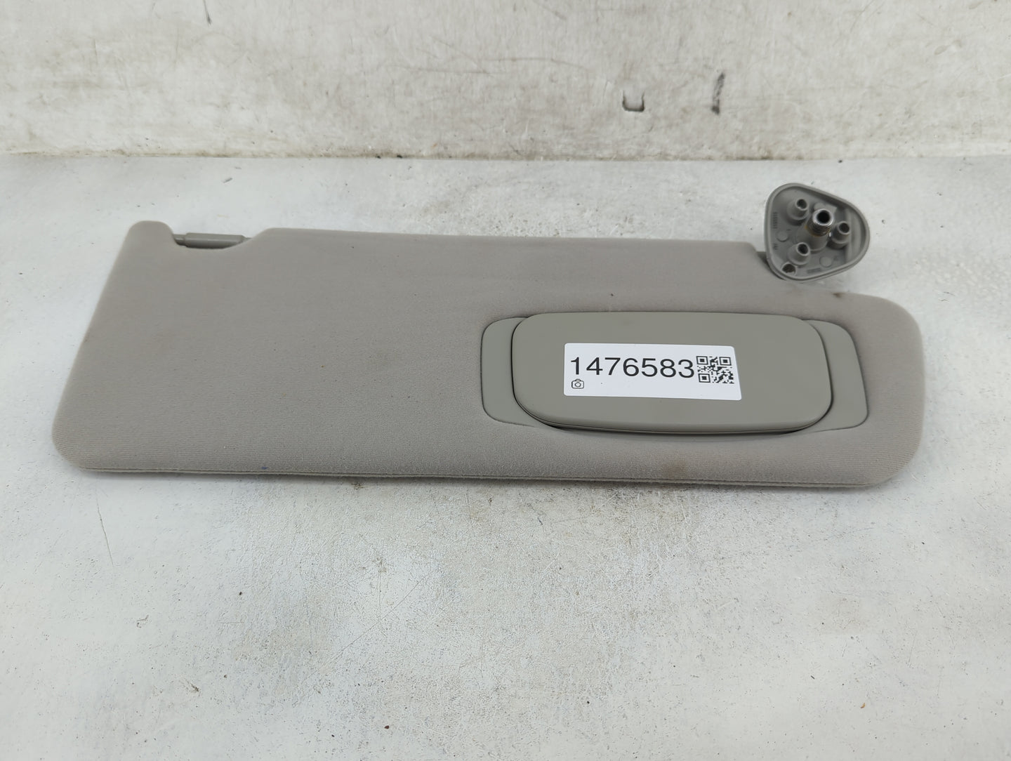 2009-2013 Toyota Tundra Sun Visor Shade Replacement Passenger Right Mirror Fits Fits 2009 2010 2011 2012 2013 OEM Used Auto 
