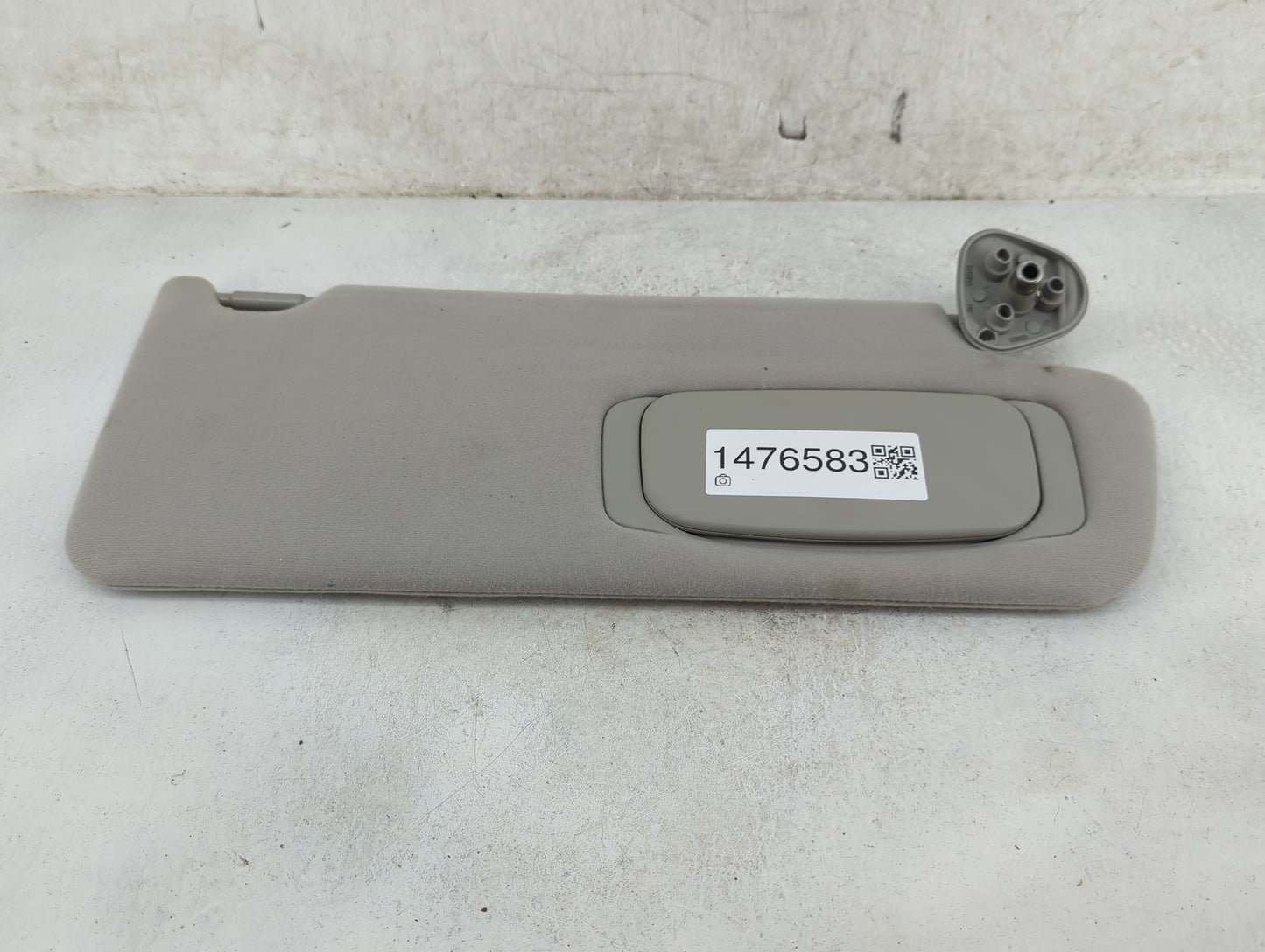 2009-2013 Toyota Tundra Sun Visor Shade Replacement Passenger Right Mirror Fits Fits 2009 2010 2011 2012 2013 OEM Used Auto 