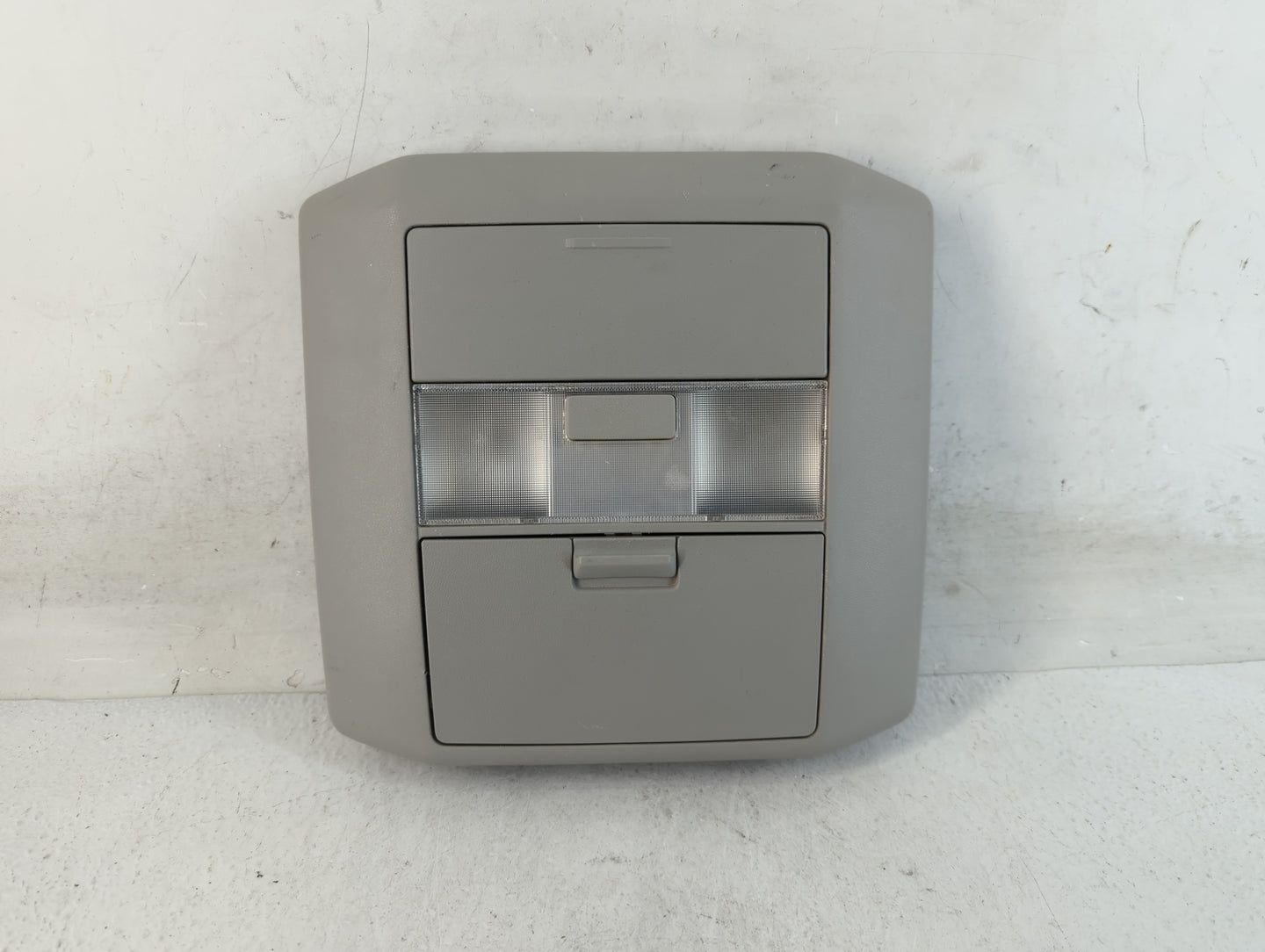 2012 Toyota Tundra Overhead Roof Console - Oemusedautoparts1.com