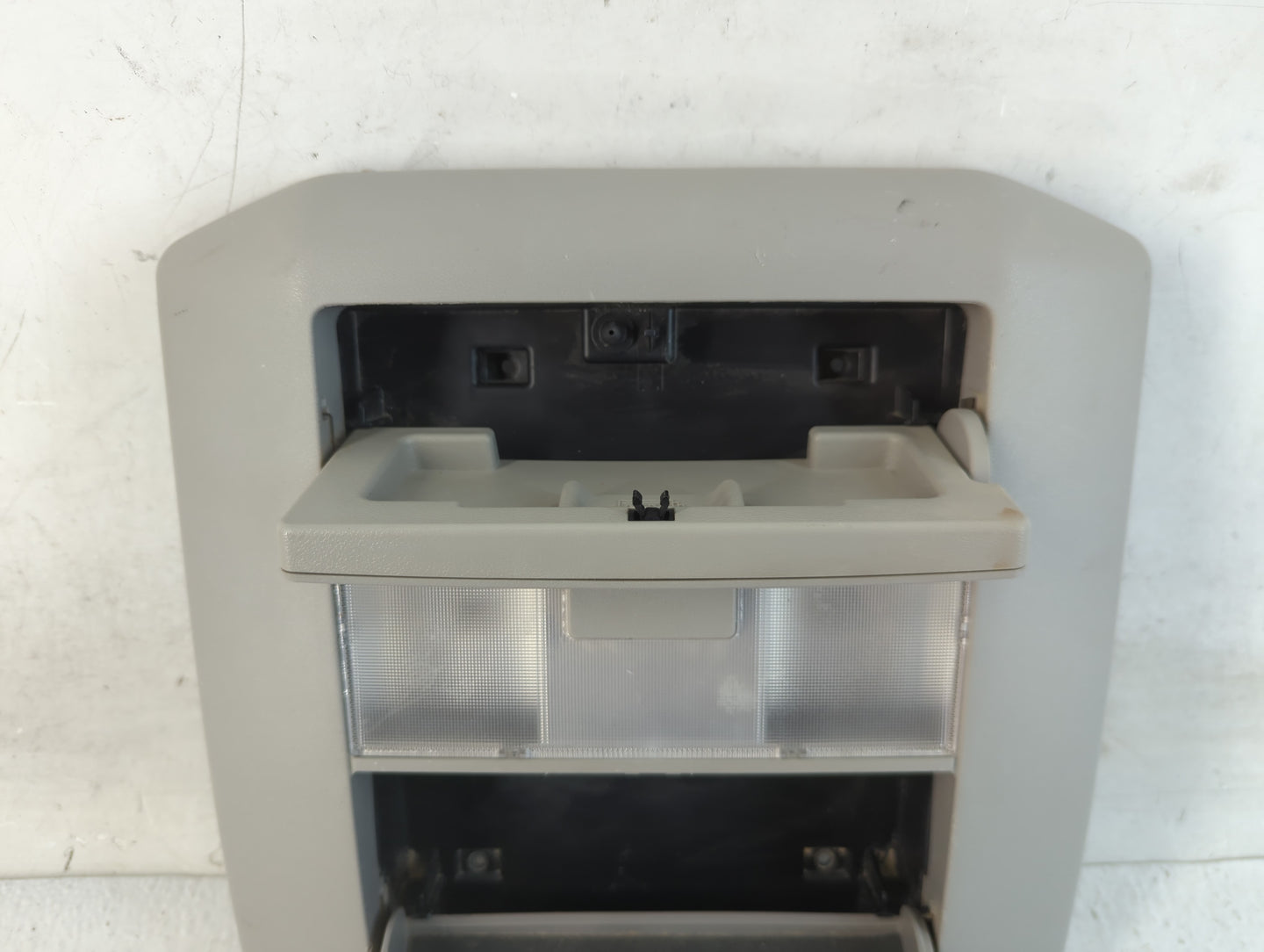 2012 Toyota Tundra Overhead Roof Console - Oemusedautoparts1.com