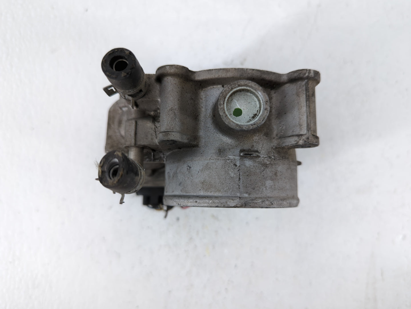 2009-2016 Toyota Venza Throttle Body P/N:22030-0P050 Fits OEM Used Auto Parts - Oemusedautoparts1.com